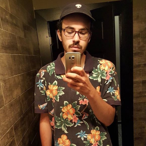 Meet your Posher, Kevin - Picture 1 of 1